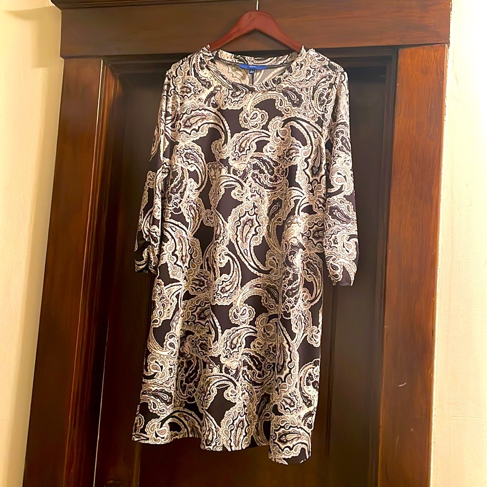 3/4 sleeve paisley print dress